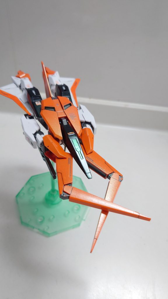 捕獲！関節部色がちょっとはげました(gundam-kao9)次回はGNアーチャーを作りたいと思います！見て頂いてありがとうございました！また見に来てくださいね(gundam-kao6)