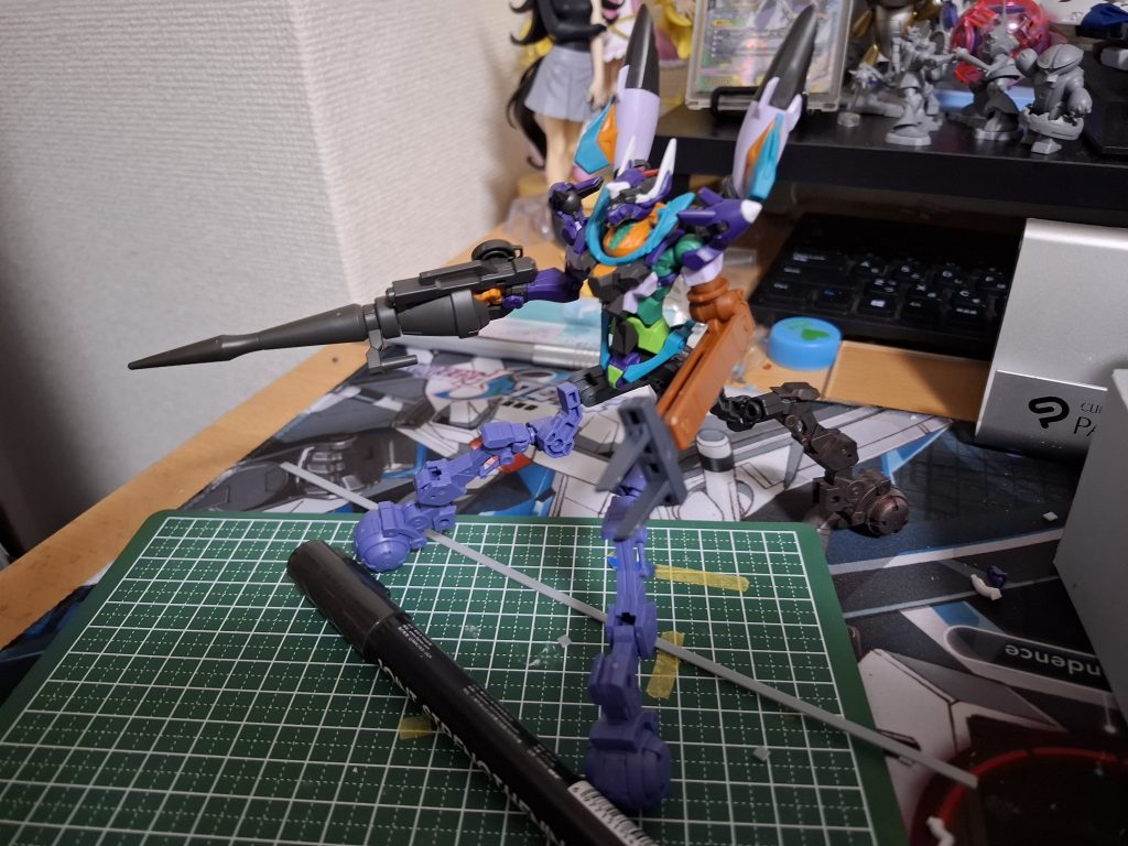 仮組段階。この時点でも割りとそれっぽい。