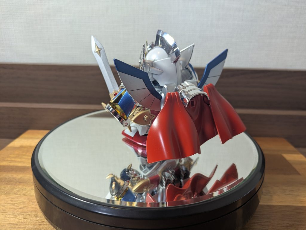 メッキパーツは子供のころからの憧れにつき、落として塗装なんぞできん!色が足りないところは無理やり塗装です😂