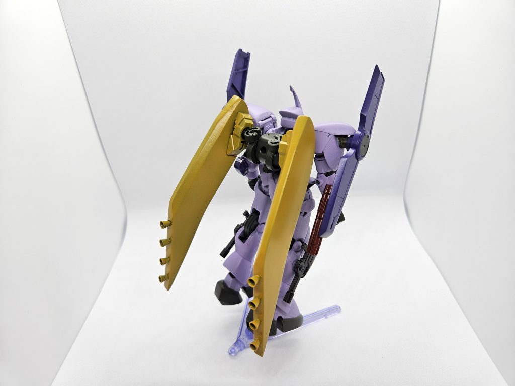 バックパックは自作のブースターに換装しています。(今思うともう少しディテールアッブしておけばよかったと後悔しています)