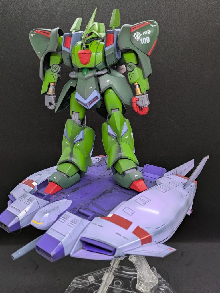 発売日当日、無事に購入できました。50人くらい並んでいましたが、運よく買えました。その日はウキウキで出社しました。もうこの日からお盆休みです(笑)キャンセル待ちの方のキャンセルはしませんでした。ここでキャンセルすると今後の自分の購入に影響があるかも?と愚行したからです。ちゃんと作成しましたので、許してください。その後も何回かHGUCガルスJのキットを見かけましたが、さすがに購入は見送りました。