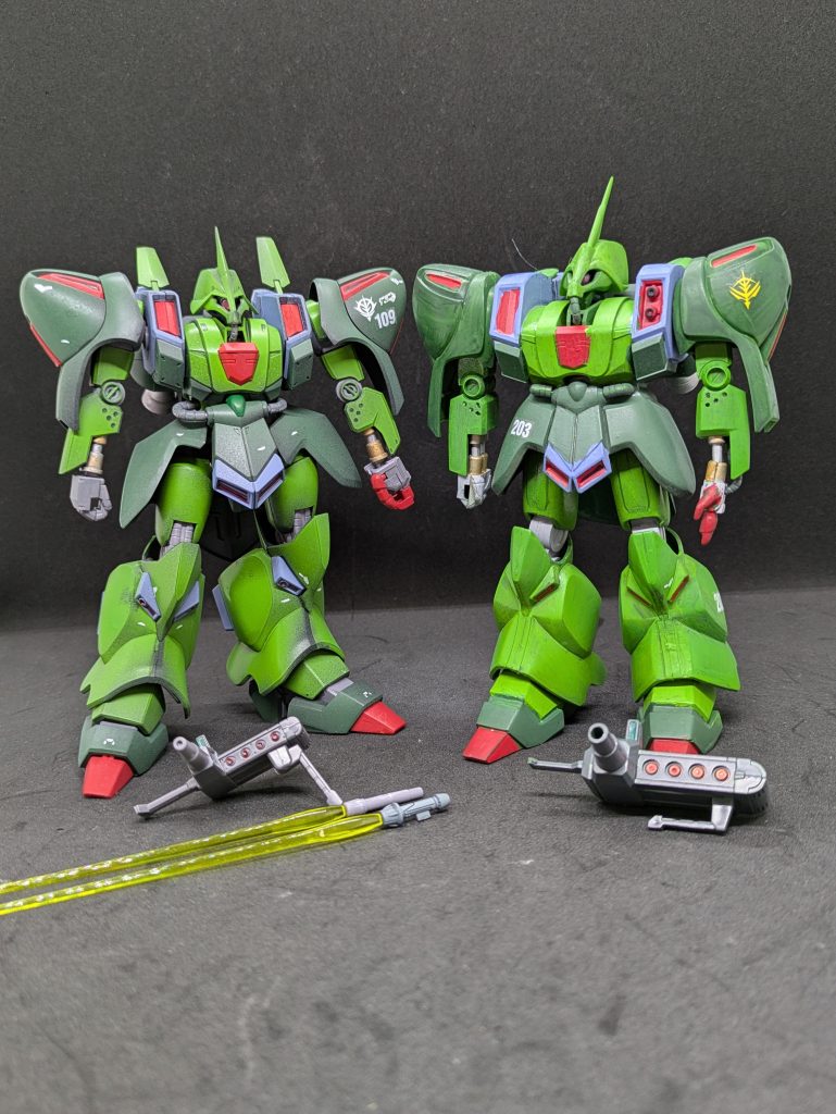 旧キットとHGUCの比較です。比べたらHGUCの方がスタイルが引き締まっていますが、旧キットも負けていないと思います。ZZの旧キットは一部厳しいのもありますが、ガルスJは完成度高いです。定価は700円です。再販されたら幾らになるんでしょう。バンダイは何だかんだ言われますが、旧キットの値段を上げないのは本当に凄いなー、とここだけは思っているのですが、今の経済状況では値上げもやむなしですかねー。