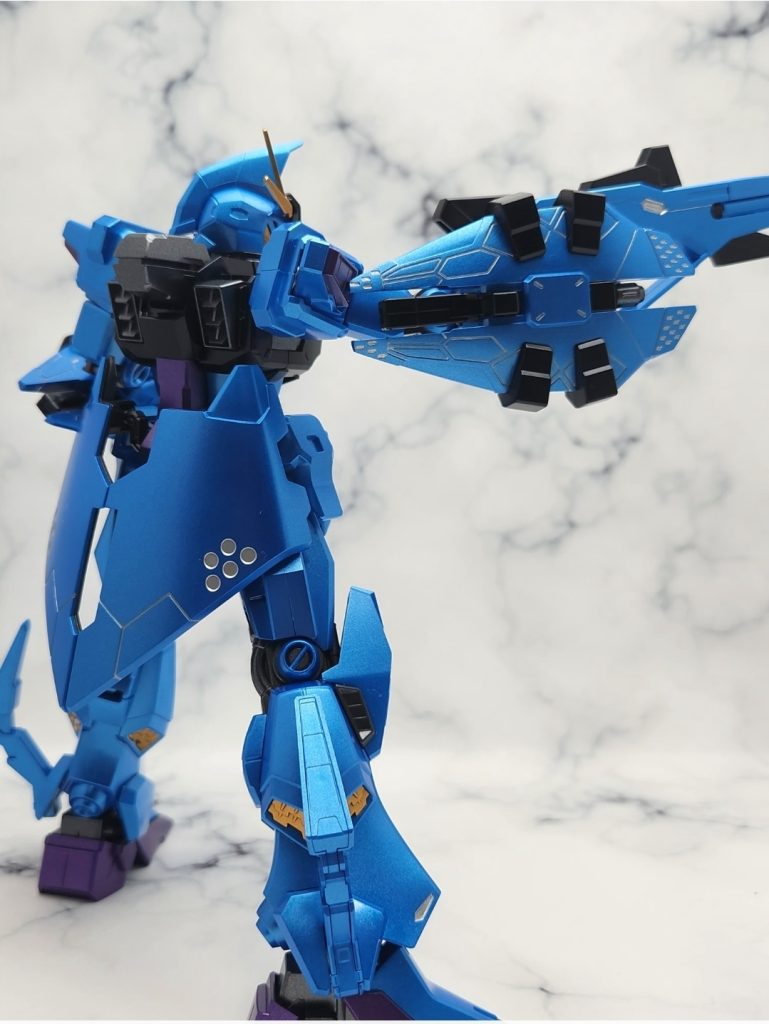 初の試みとして、エアブラシでエナメルを噴きました。広い範囲でも簡単&綺麗に色分け出来たので今後も使っていこうかと思います。銀色のエナメルは色々と使いやすいですね。