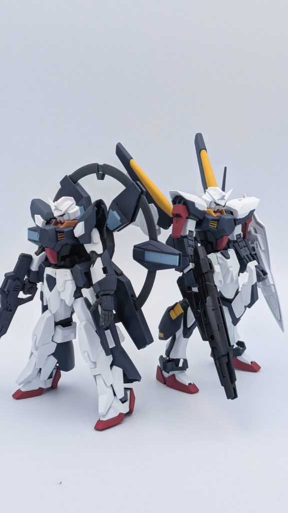 ここまで見て頂いてありがとうございます！腰部のドラグーンで分かると思いますが、HGのSEEDキットは改造には結構優秀ですね。全体的に小さいのが難点ですが、18m級の1/144スケールには割と良いサイズですね。もし良ければ👍️やコメント等して頂けると非常に嬉しいです！