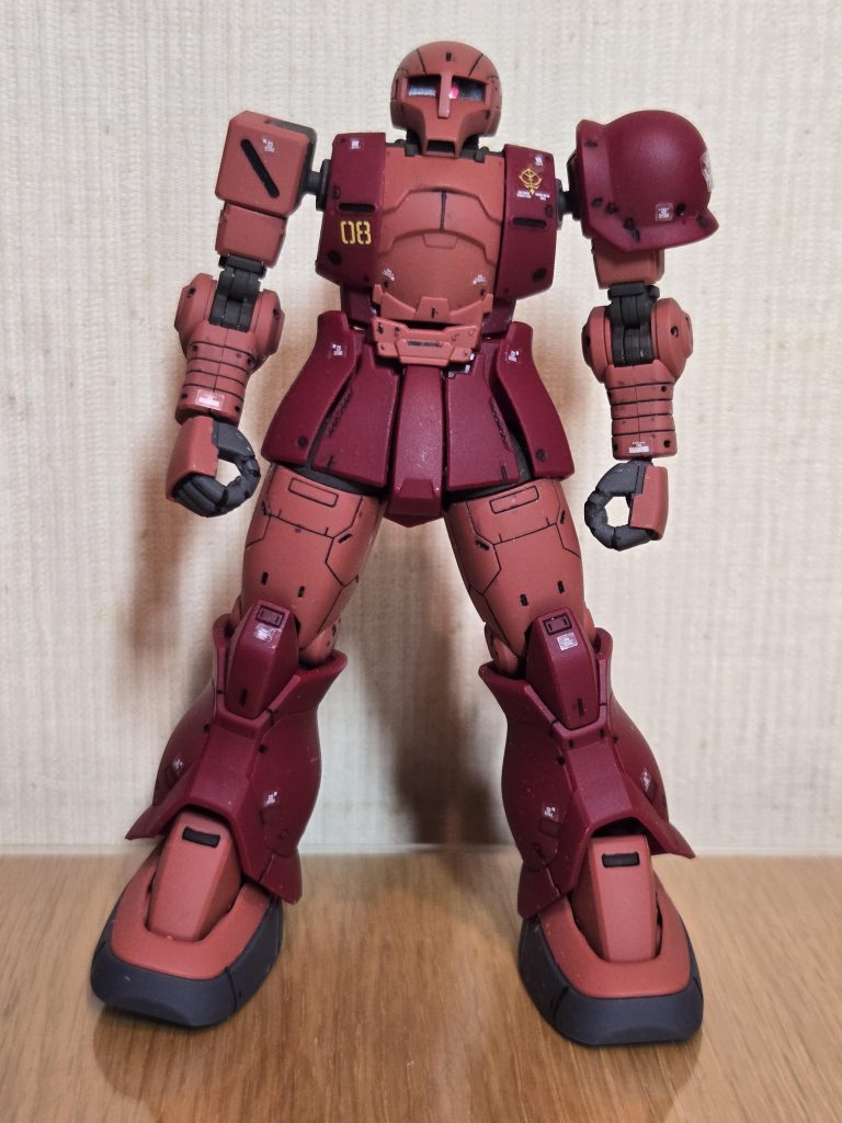 元々キットの色が良いので無塗装です。しかし、スミ入れをしてデカールを貼り、つや消しトップコートで仕上げました！十分な出来映えです！