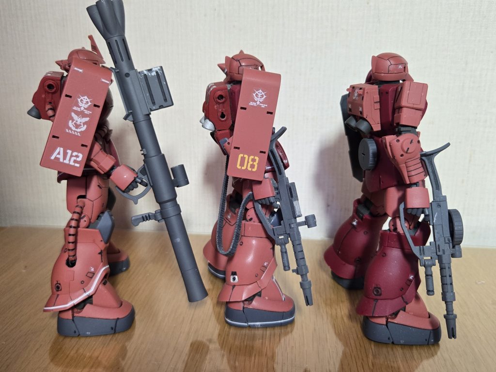 逆サイドから。武器やシールドの様子が分かります。オリジン版で最終ア・バオア・クー戦まで見てみたいですw