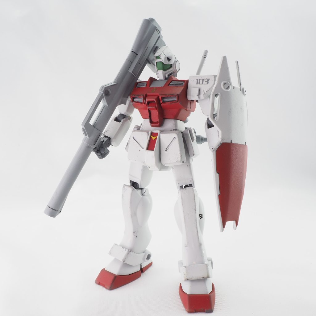 高橋瑞穂先生の漫画版「機動戦士ガンダム外伝THE BLUE DESTINY」にて、モルモット隊に配備される機体です。