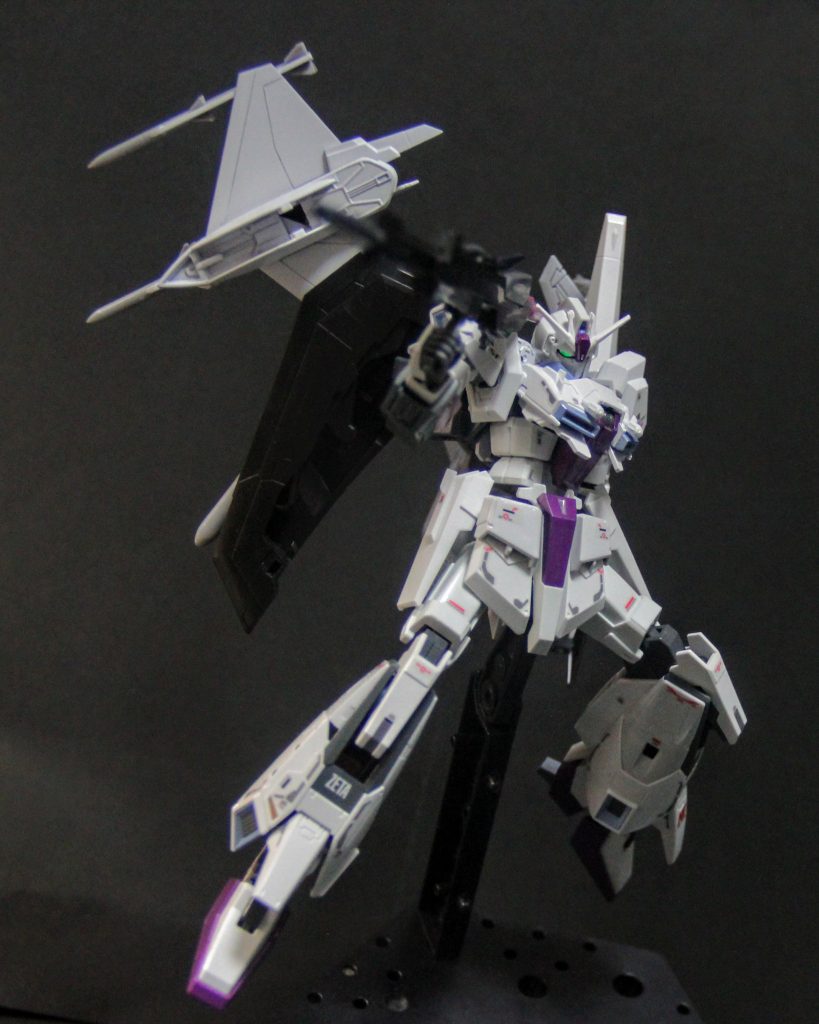 自分の設定的には,逆シャア時代や更に後年,ネオジオン勢力やテロ組織に対抗するために近代化改修更に高火力化や高性能化プランとしてAE社が打ち出した仕様です。