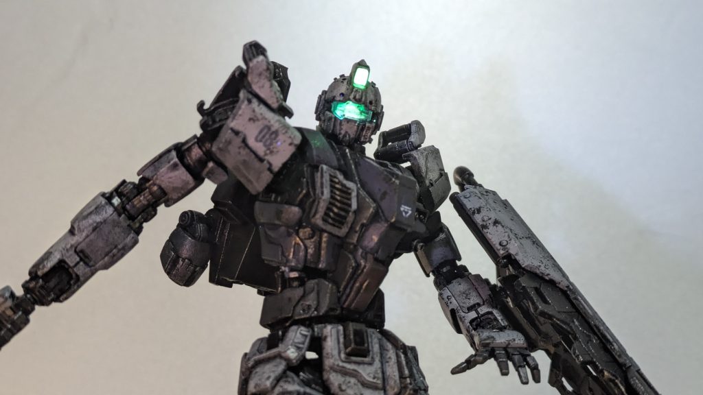 お気に入りポイントはフルスクラッチした右胸の排気ダクト(gundam-kao4)