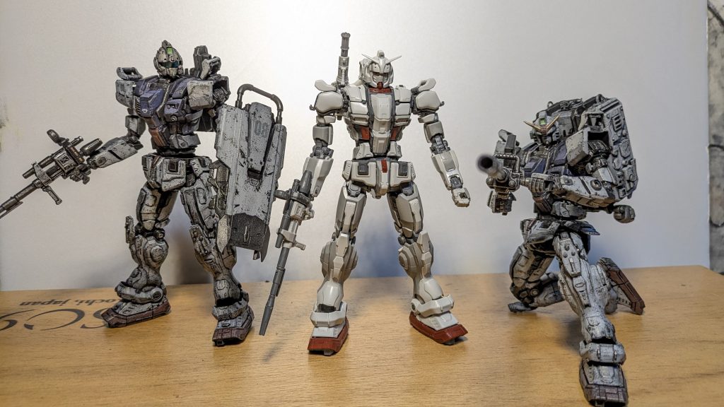 最後に素組のガンダムEXと。長々と綴りましたが最後までご覧頂きありがとうございます‼️また、いつもイイねやコメントもたくさん頂き本当に感謝です。皆様からのレスポンスが励みになっております✨次回も何卒よろしくお願いいたします。Ez8は年が明けたら、作りだそうと思います🙇🏻♂