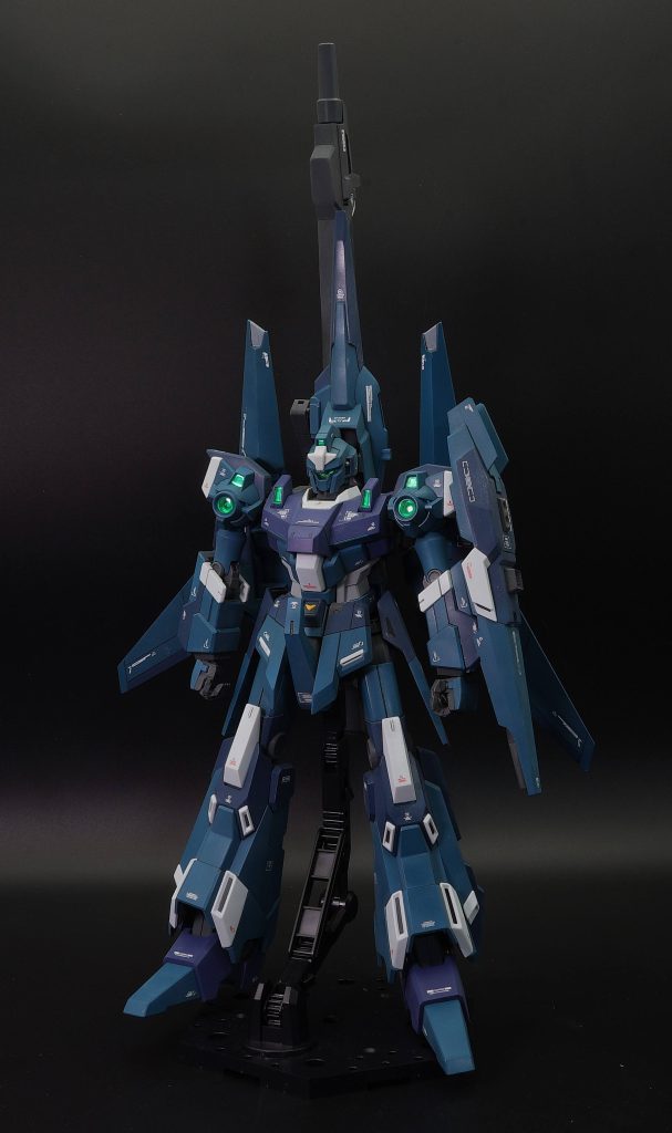 MG 1/100 RZG-95C リゼル(隊長機)　全塗装–4枚目/制作者：あるむ