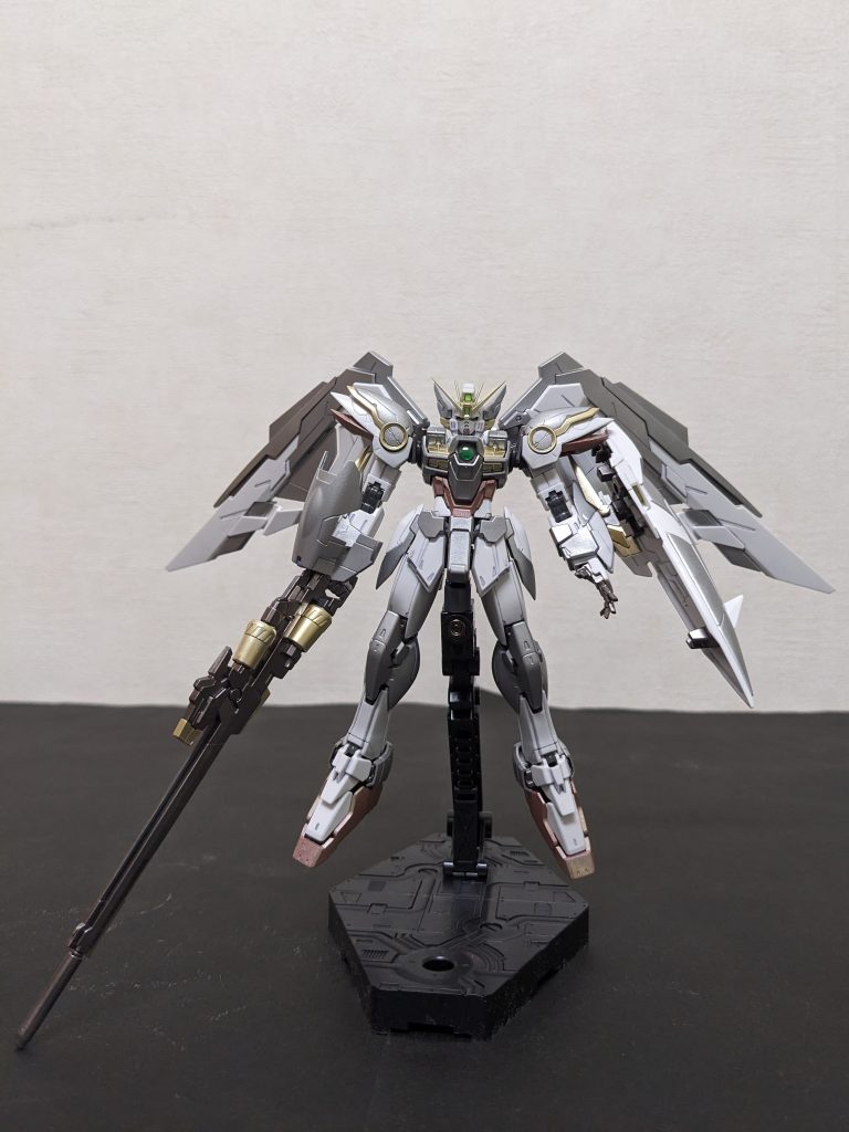 日頃のご愛顧、誠にありがとうございます☺️‼️先般開催のジークアクスコン、拙作の「赤いガンダム」が予選通過、最終34位と、予想を大きく超えた好成績となりました😆‼️これも一重に、皆様のご声援(いいね！)のおかげです‼️今回のアナザーコンも、出せるだけ投稿しようと思っておりますので、引き続きご声援のほど、よろしくお願いいたします🙇‼️