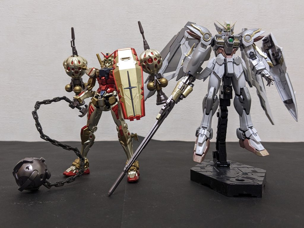 金やら銀やら前述の赤ガンとツーショット。ちょびっと、今回コンテストの「願掛け」込めてます😅