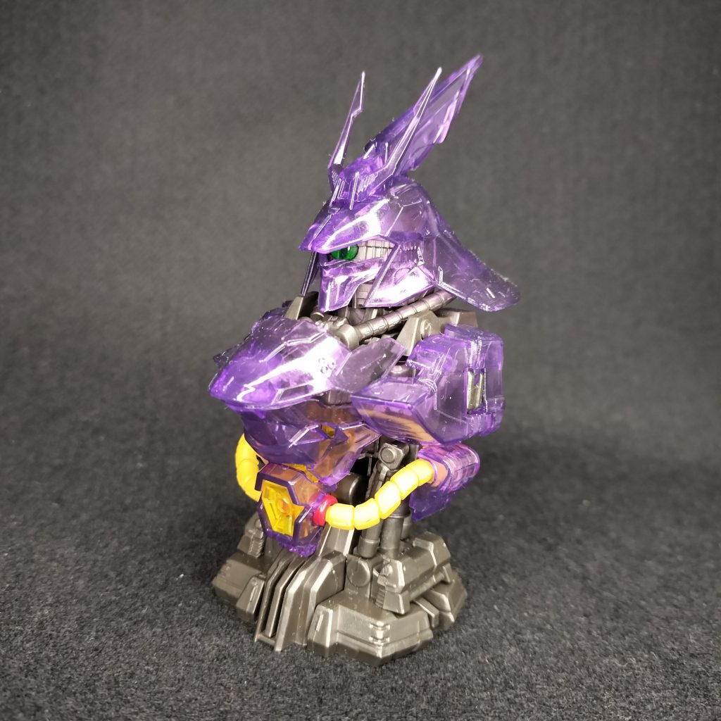 再販が出てくれて感謝です。以前はガチャガチャに500円…と悩んでる間に売り切れ…群馬のこん◯ゃくパークで売れ残りを発見！買おうとしたら両替機が故障中…他の両替機を探そうとしたら、嫁さんに怒られたので断念…再販時は即買いしました(zaku-kao8)