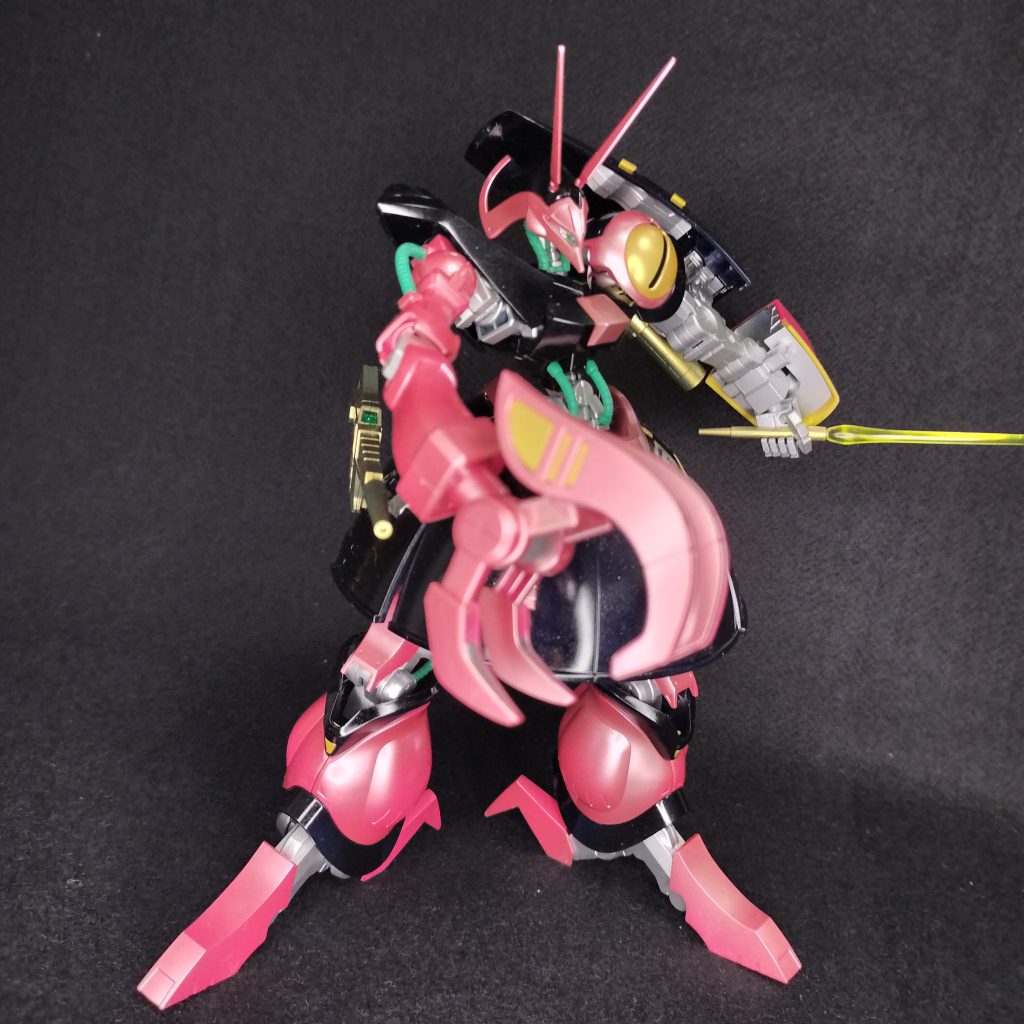 ピンクゴールドゴールドシルバーブラック仕上げはクリアーで塗りました。ピンクゴールドキレイです(zaku-kao8)