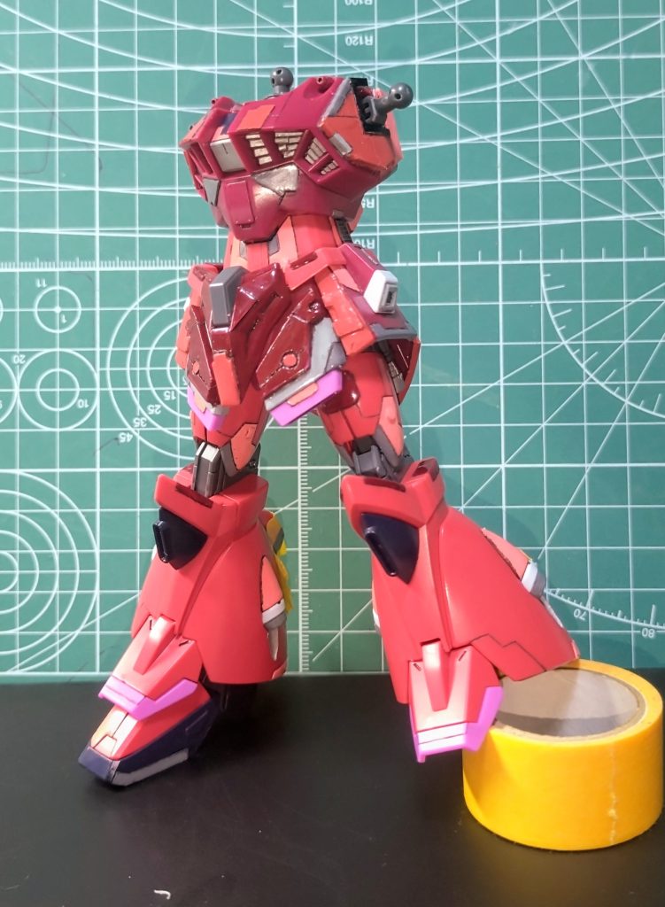 作品名：アナザーコンに間に合うか？<p>腕と頭はこれから作ります。 脚から組み始めるのが好きです。</p>
