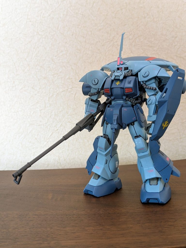 フロントビュー（武装状態）ザク・マシンガンではなくフェダーイン・ライフルを装備させています(⁠ㆁ⁠ω⁠ㆁ⁠)これはこれで良いかな…？ 