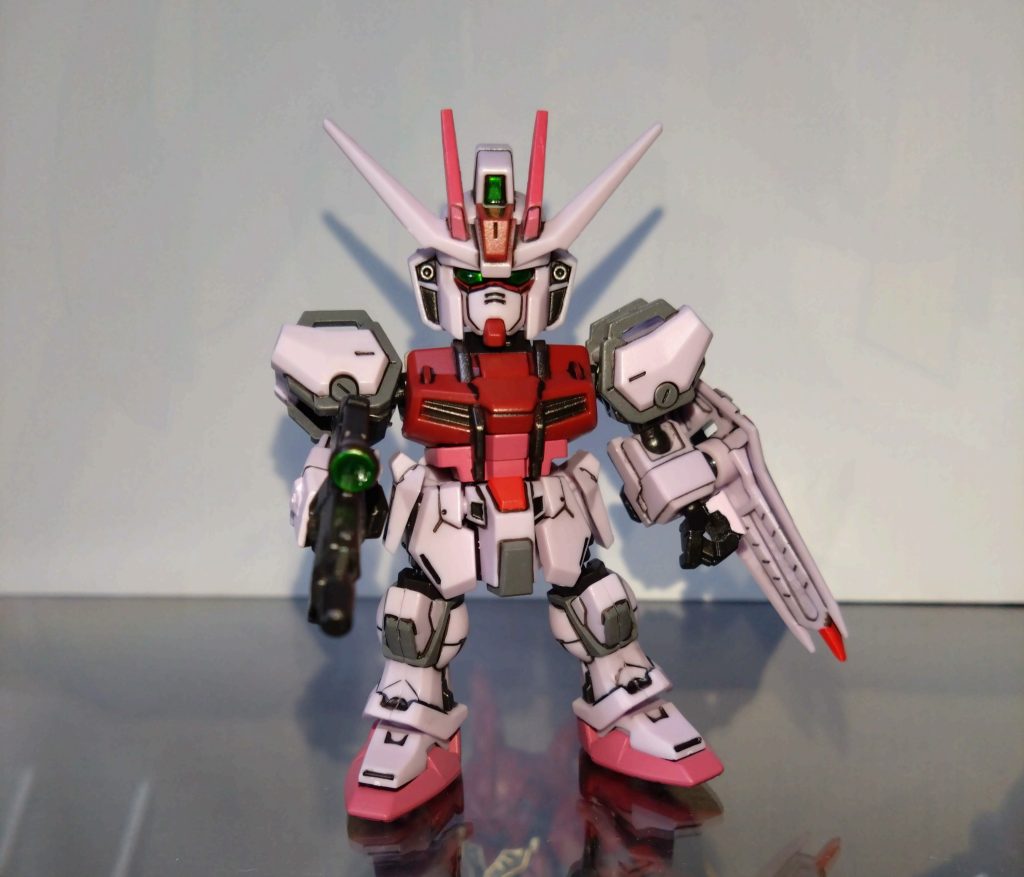 水性ホビーカラーを筆塗りで部分塗装し、半光沢トップコートで仕上げました。