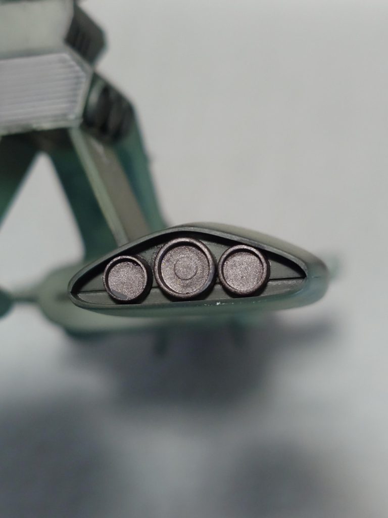 バーニア?部分にはノズルパーツ着けてみました。