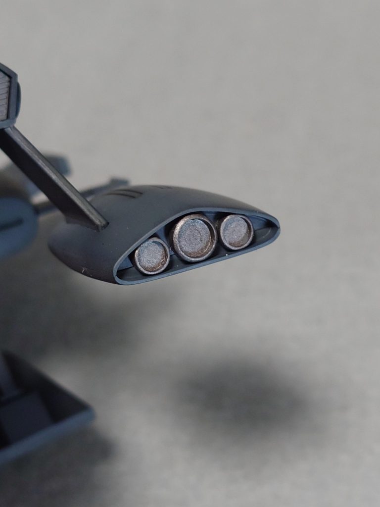 こちらもエンジン部分にはノズルパーツ着けてみました。