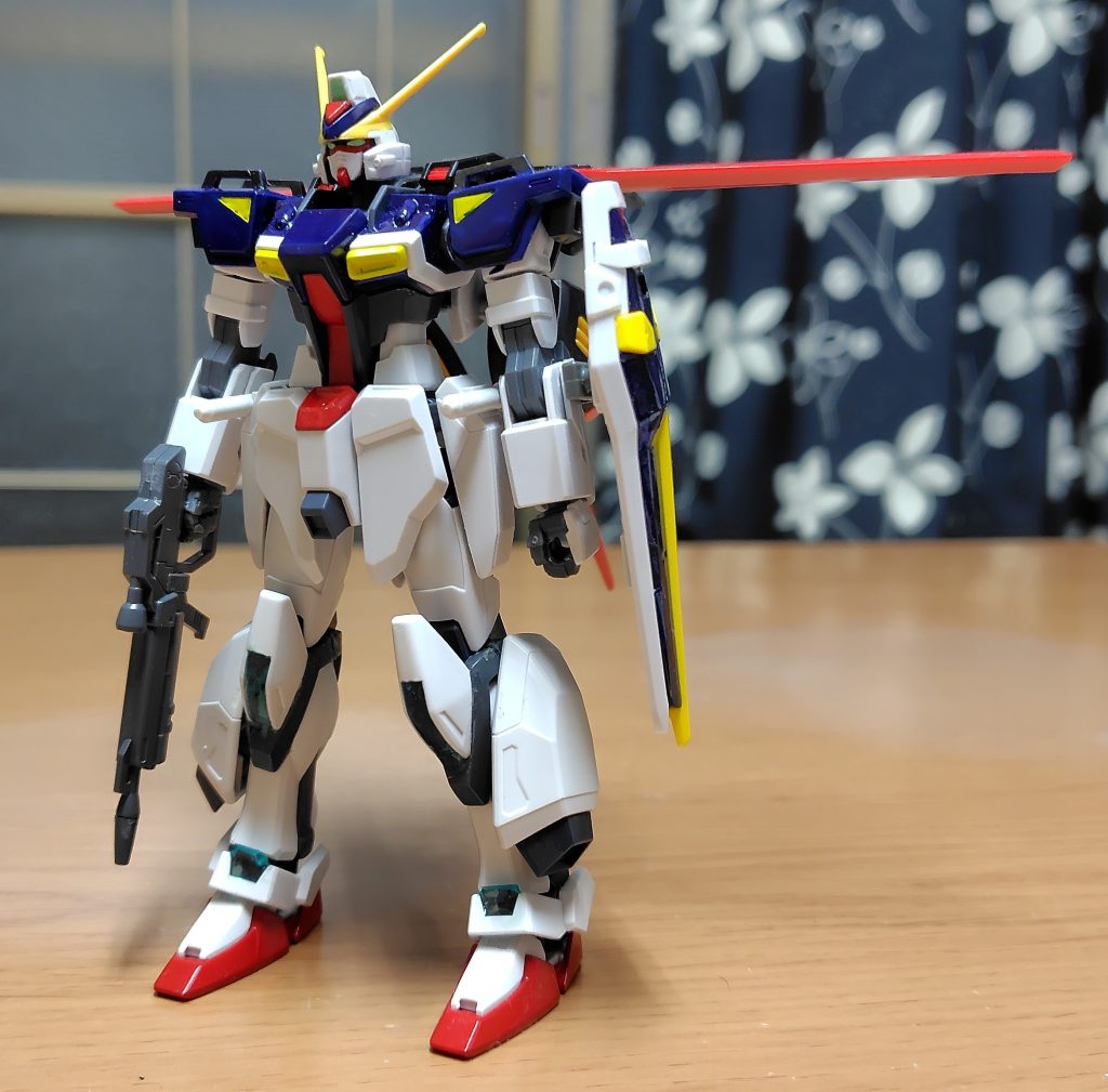 HGCEウィンダムとEGストライクのミキシング機体。かつて誰かが作ったウィンダムのガンダムフェイスモデルを自分なりに再現した機体である。
