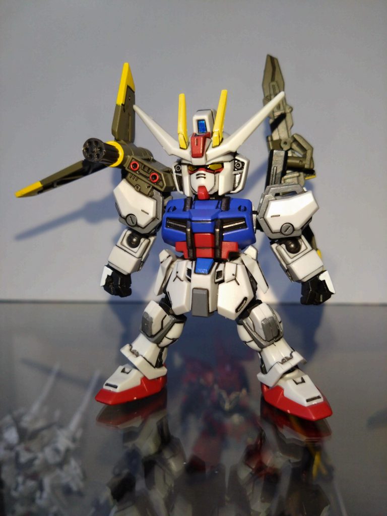 さらにストライクルージュ用EXパーツでランチャーストライクガンダム。