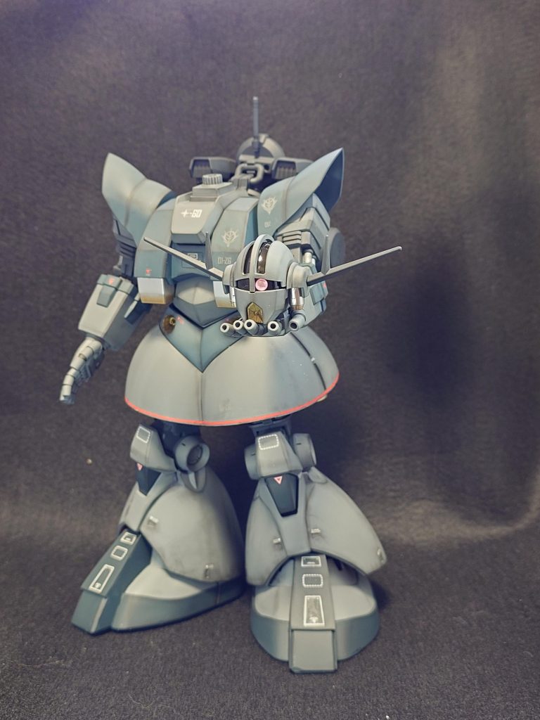 ハロウィンに間に合わなかった首無し騎士です(^_^;)