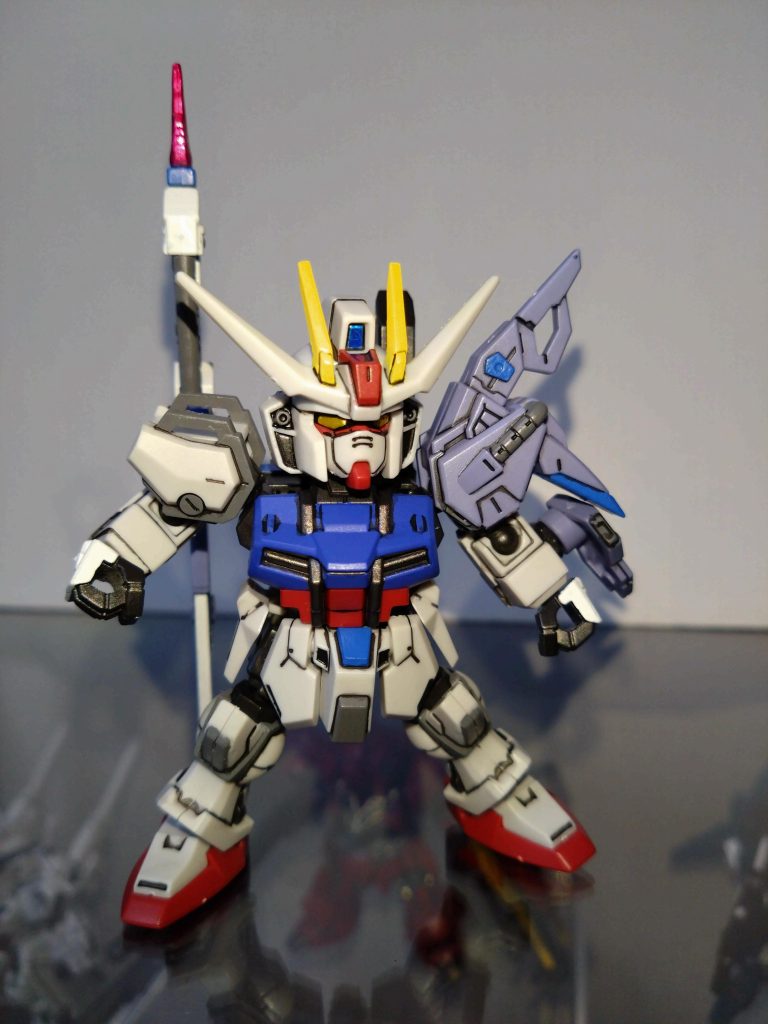 こちらもストライクガンダム用EXパーツでソードストライクガンダム。