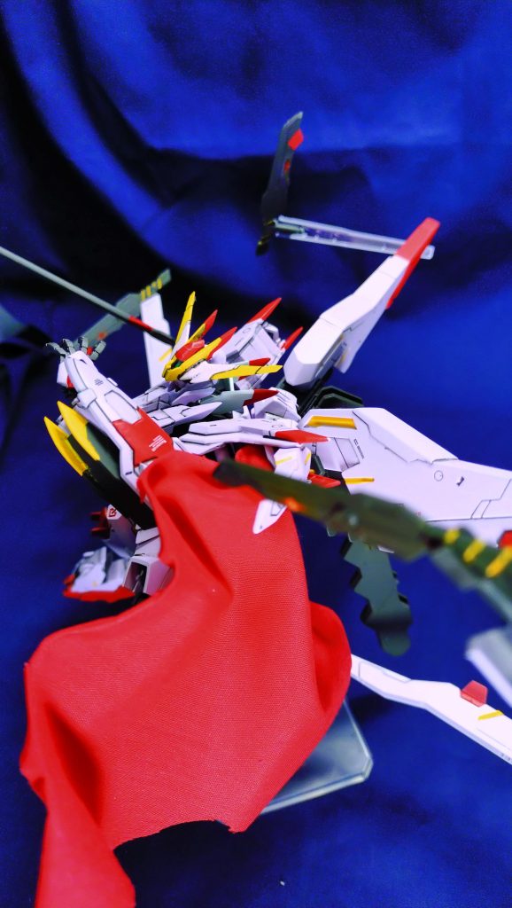 最後に突撃風めちゃくちゃ時間をかけ、やりたいことを詰め込んだお陰で今年１番のお気に入り機体になりました。暫くは棚の１番に座してもらおうと思います。拙い作品ですが、最後までお読みいただきありがとうございました