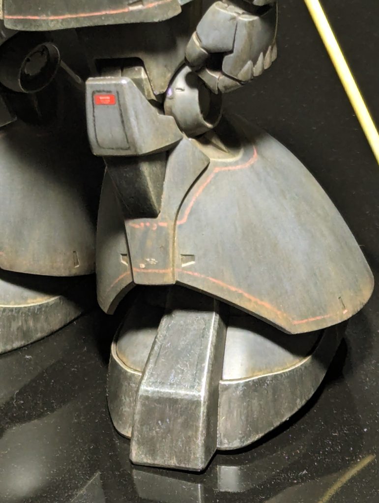 ウェザリングカラー、、、むかしから濃度調整がホント難しいです💧濃すぎる場合が殆どで、ぶち壊しの歴史ばかりです😿筆塗りの濃度を活かして薄く、そして殆ど拭き取りましたら今度は薄くなりすぎました💫