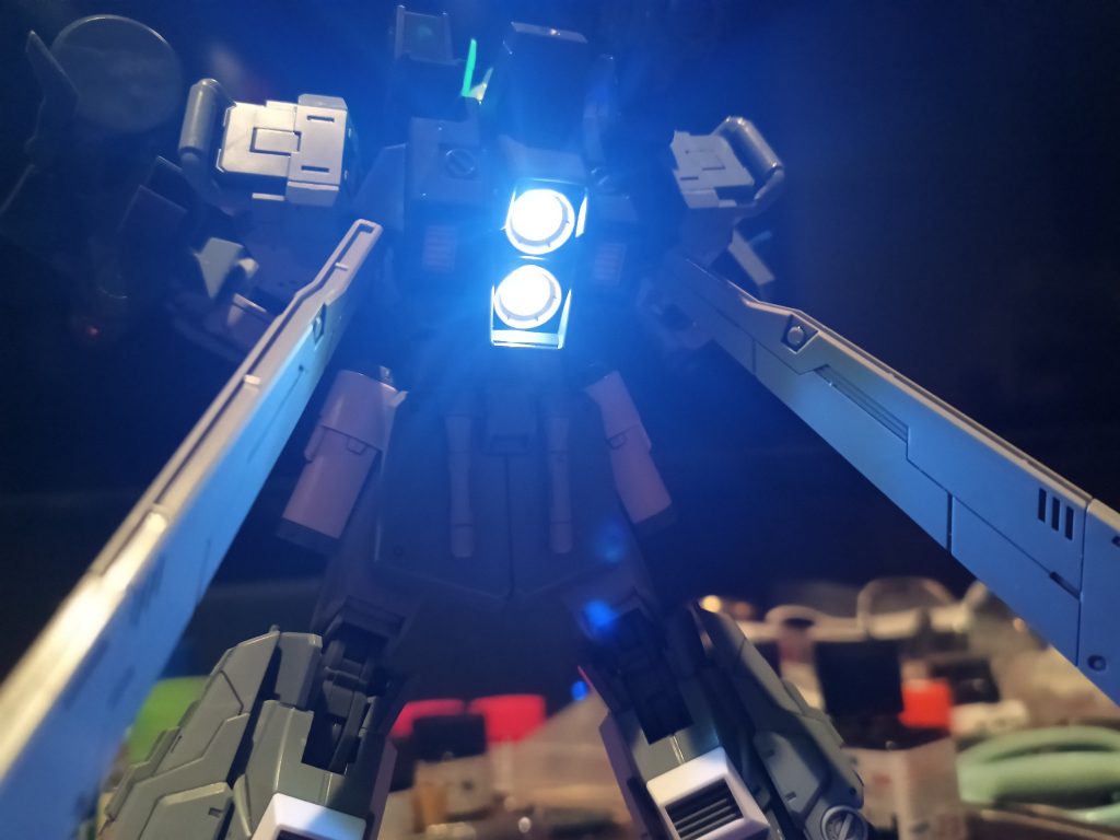 バーニアはホワイト☝️