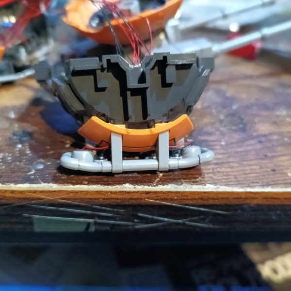 プチ断線があったり、何やかんや試行錯誤しながら収まりました😅👍💦今回め電源線は被覆ケーブルを使いました☝️（2枚目）