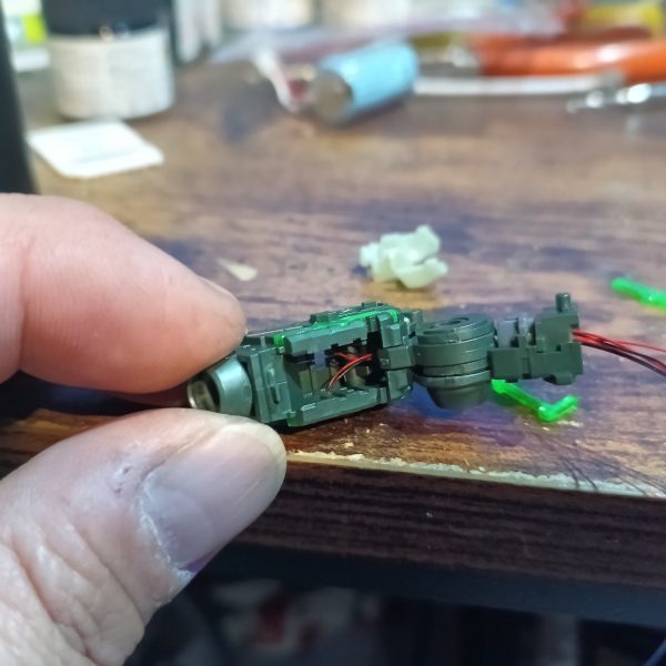 少々光が強すぎる気がしますがこのまま進みます😅💦👍（2枚目）