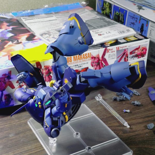 本体完成した時点でﾌﾞﾝﾄﾞﾄﾞ始めたりして先に進まなくなりました(←ｱﾎ製作開始からひと月経っちゃいましたので、いい加減残りの兵装の塗装→墨入れ→デカール→トップコートまで土日で終わらせないと…（3枚目）