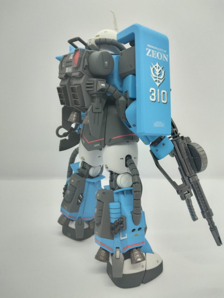 MG ユーマ・ライトニング専用R1AザクⅡ–3枚目/制作者：クワトロばじーな