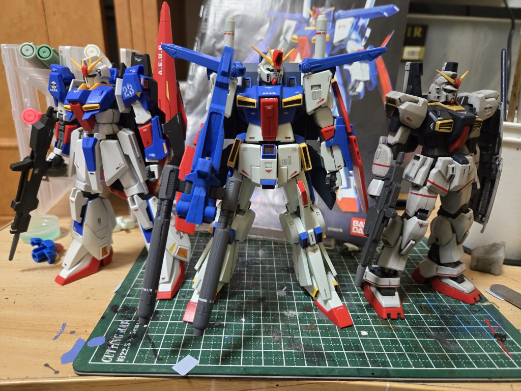 ガンダムチームの面々と‼️残すは金色のアレ？