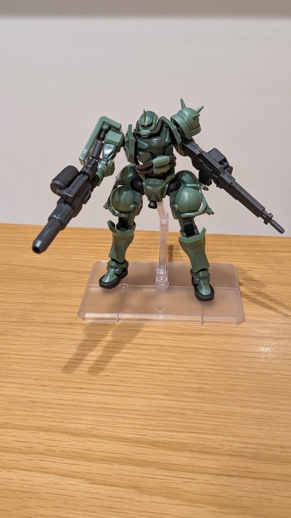 フレイムスロワーで消毒する極悪非道ジークアクスの最初の方で市街地を破壊して探し物をする軍警ザク味がある