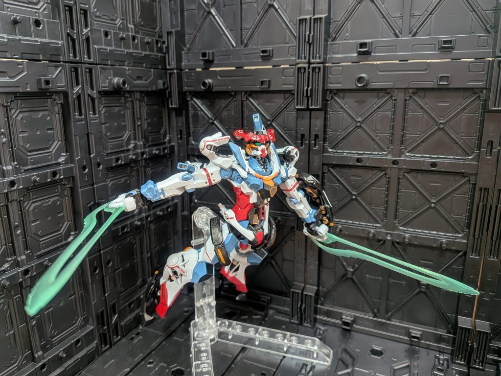 GQuuuuuux–3枚目/制作者：Washitarou