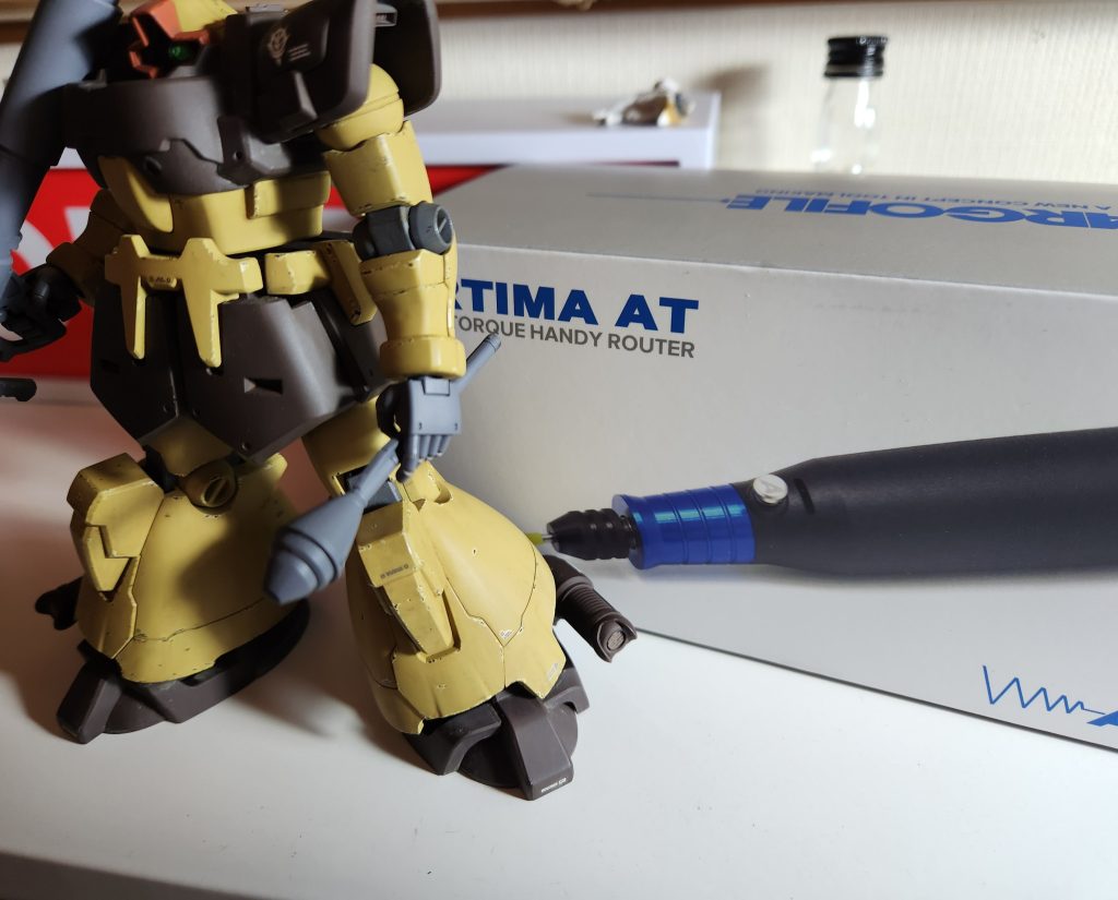 作品名：リューター購入！<p>貰ったギフトカードでアルティマATとビットセット、HGUCのジム寒冷地仕様を買いました。リューターは以前から少し気になっていたので、導入出来てワクワクしています。まだ試してはいませんが、使えるように練習したいと思います♪</p>
