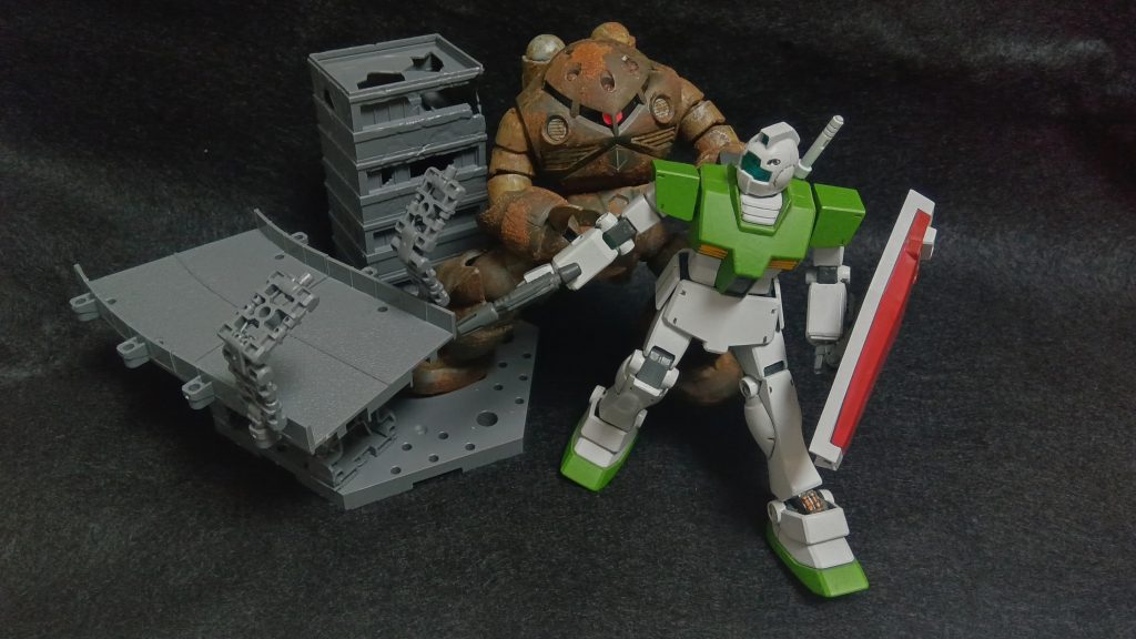 油断させて襲う！