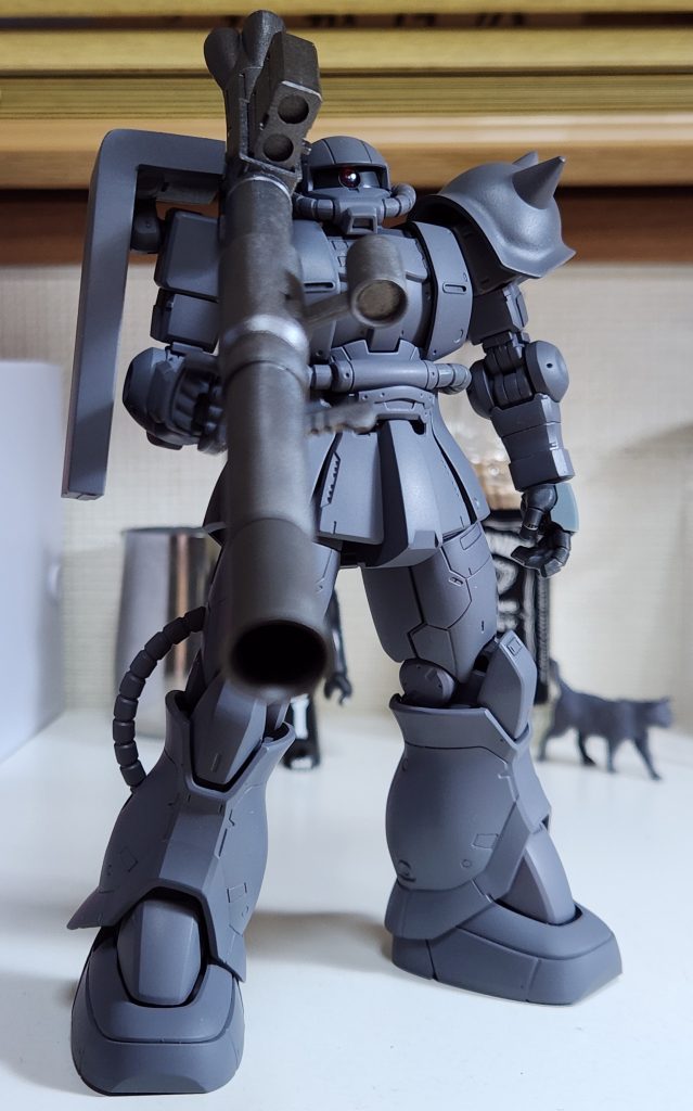 作品名：ジャンク+余剰パーツ再生機２号<p>ジャンクとキット余剰パーツから集めて、色々と接続部分を放り込んで、普通にザクIIF型を一機再生出来そうです。バズーカをどちらにするか悩んだり、可動を少し増やしたりもして、楽しく過ごしてます♪</p>
