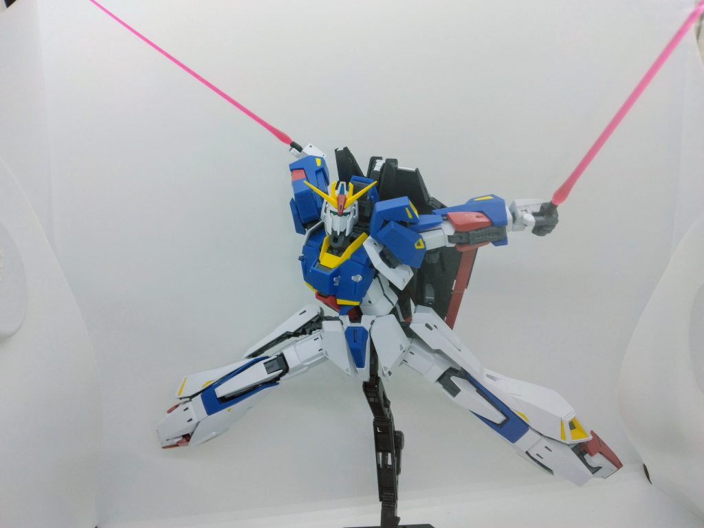 2つ目はMGZガンダムver.kaですZは宇宙世紀で1番好きなMSです顔がイケメンですよね