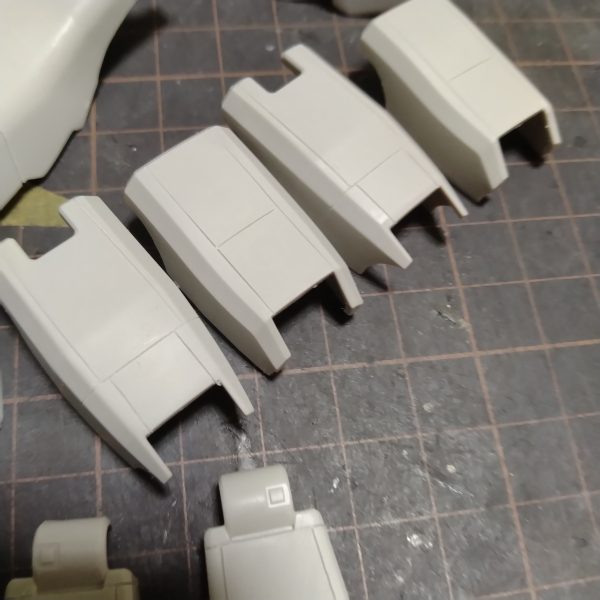 たまにはスジ彫りの清掃後の画像上げておきます！😄塗装は夜から開始しようと考えてます！😀（2枚目）