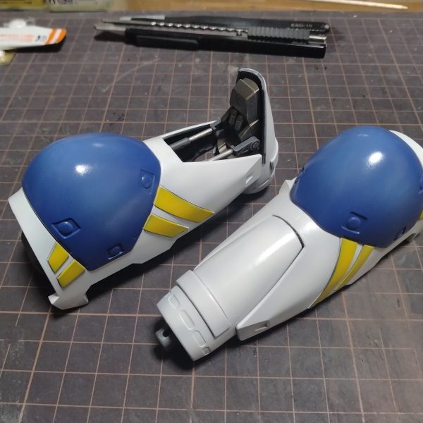 騒がしく投稿してすみません！🙏今考えてみたら、もうちょい纏めて投稿すれば良かったと思いました！😅ともあれようやく塗装が終わりました！😀ついでに手間がかかったバインダーも載せておきます！後は墨入れして組み立てに入れます！😀一応気持ち的には明日に組み上げてしまおうと考えてますが！もしかしたらモチベが上がればやりだすかも知れません！😄（5枚目）