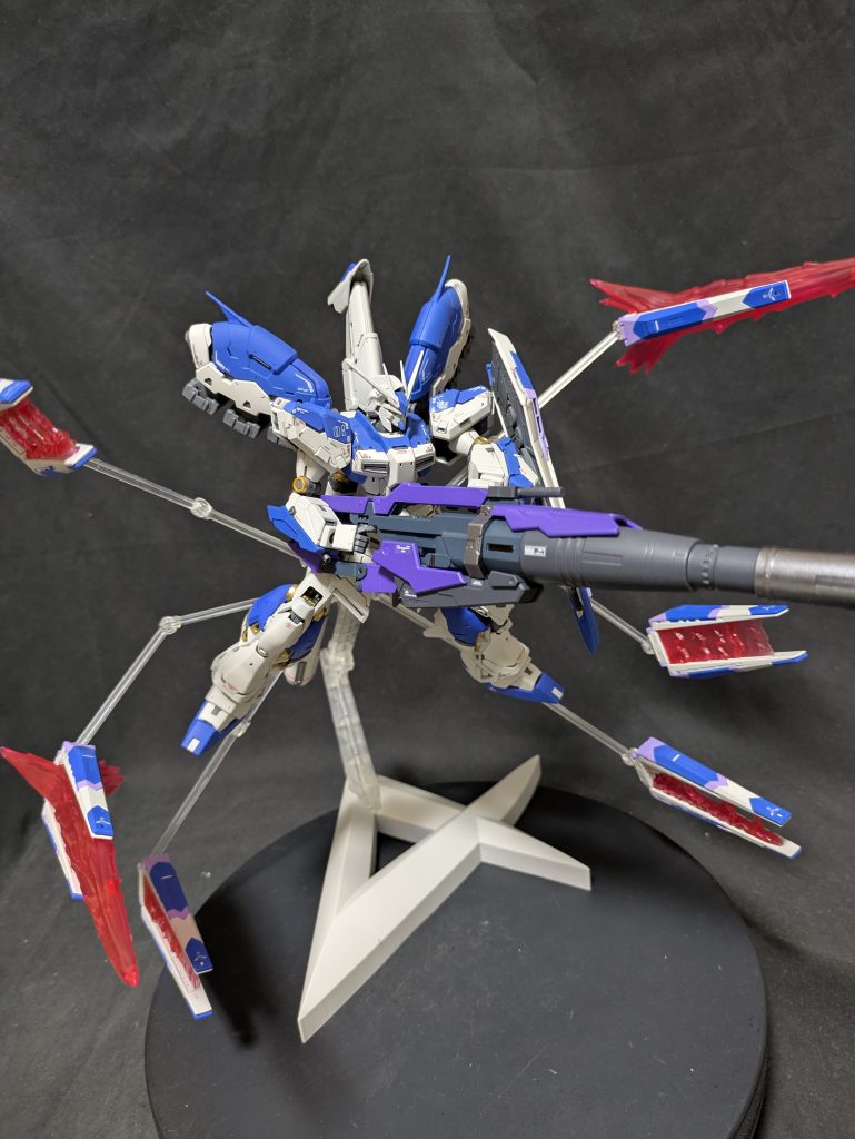 RG 1/144 Hi-νガンダム専用ハイパー・メガ・バズーカ・ランチャー&ファンネルディスプレイセット–9枚目/制作者：G.ボーイ