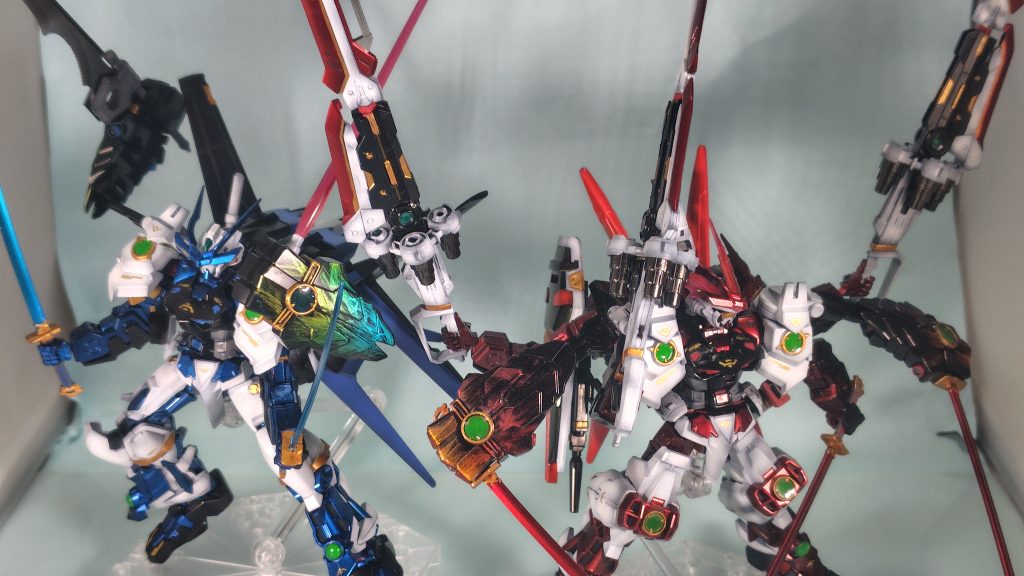 戦国アストレイ「双炎」・「蒼穹」–2枚目/制作者：バナナ味リンクス