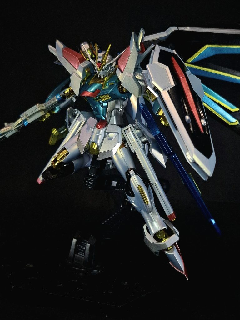 MMI-GAU30 31mm近接防御機関砲 シュラークファング BlocK7頭部に搭載された近接防御火器。