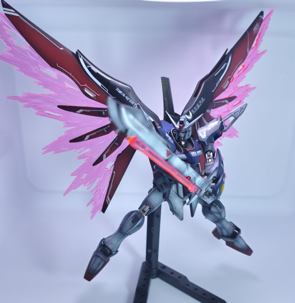 デスティニーは今までコレクションシリーズ、旧HG、1/100、MGと作ってきました。そのすべてが素晴らしい出来のキットでしたね。HGCE版のバランスが一番好きです。