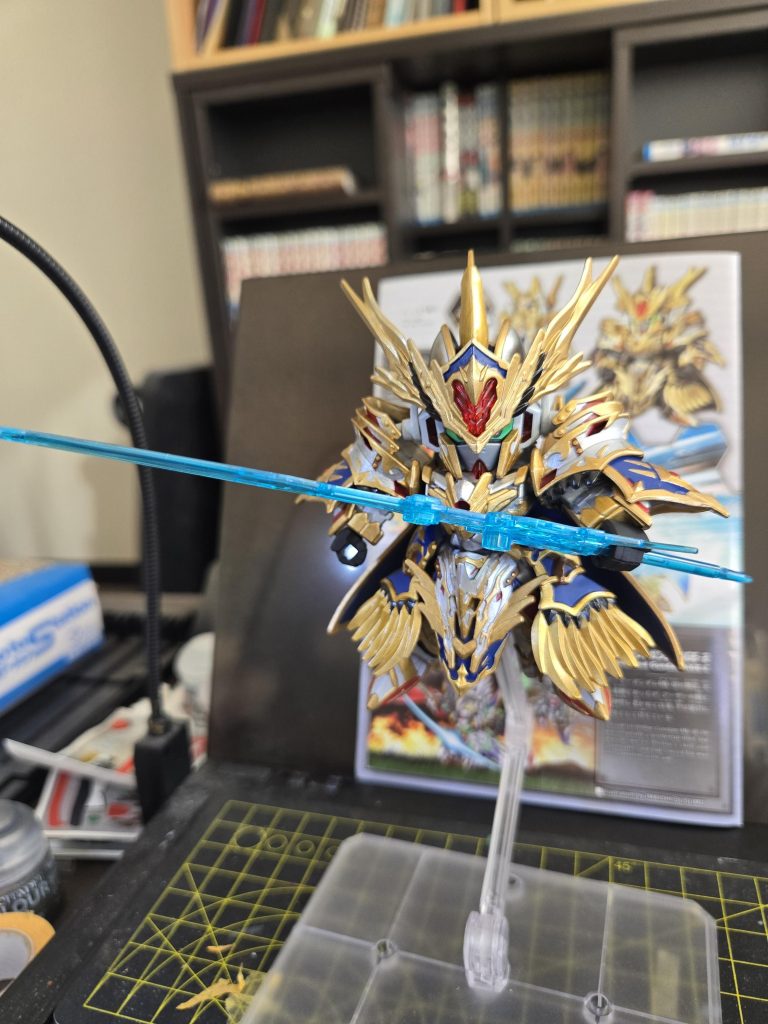 このエクスカリバーマジででかいね(gundam-kao7)関羽といい身丈に合わない武器を振るうもんだなぁ