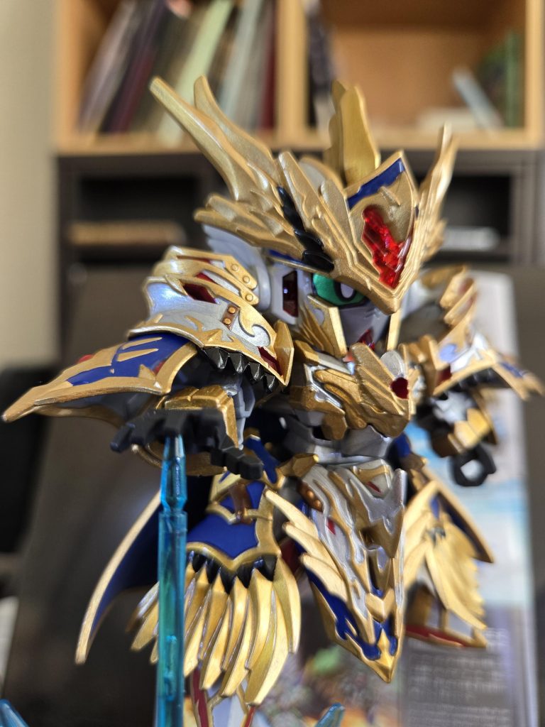 いやぁ、カッコイイねぇ♪(zaku-kao2)